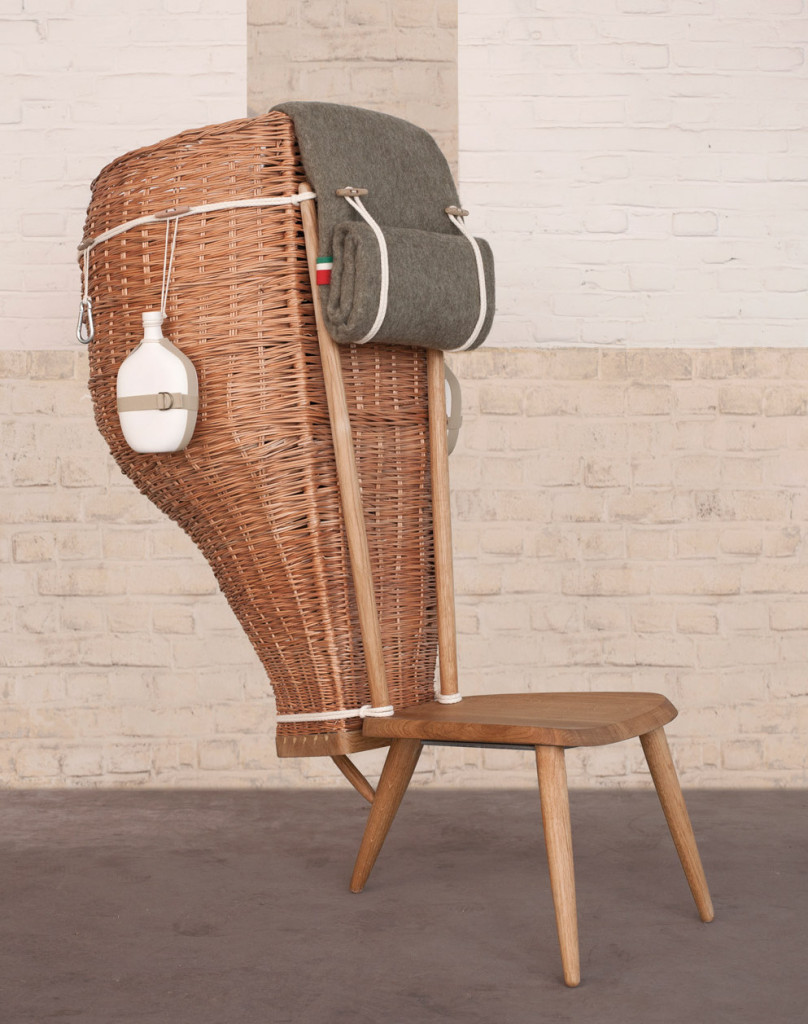 Sessel <em>Domestica</em>, 2011. Verschiedene Materialien. Dilmos Gallery. Photo: Luisa Zanzani.