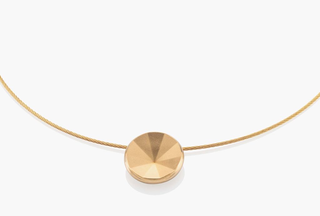 Necklace <em>étoile</em>. Gold.