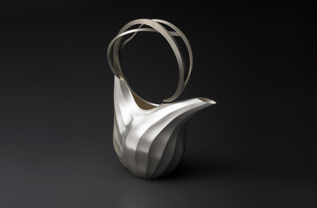 Kanne <em>Watering II</em>. Silber 925, 25 x 18 x 11,5 cm