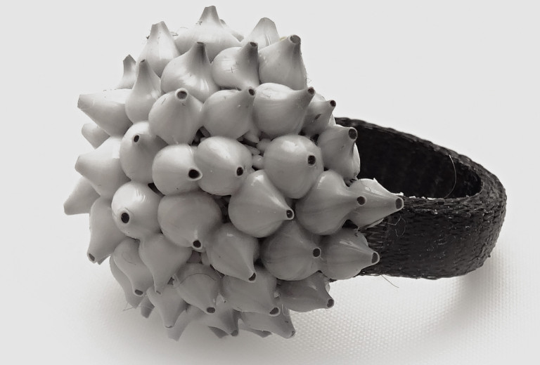 Ring <em>Kiwano</em>, polymer woven fabrics.