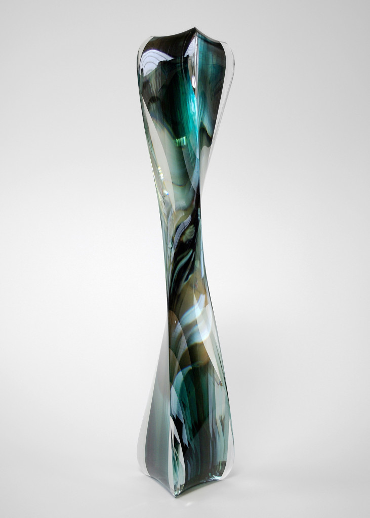 Masaaki Yonemoto, <em>Skyscraper XV</em>, 2014. Sheet glass, 15,5 × 10 × 67 cm.