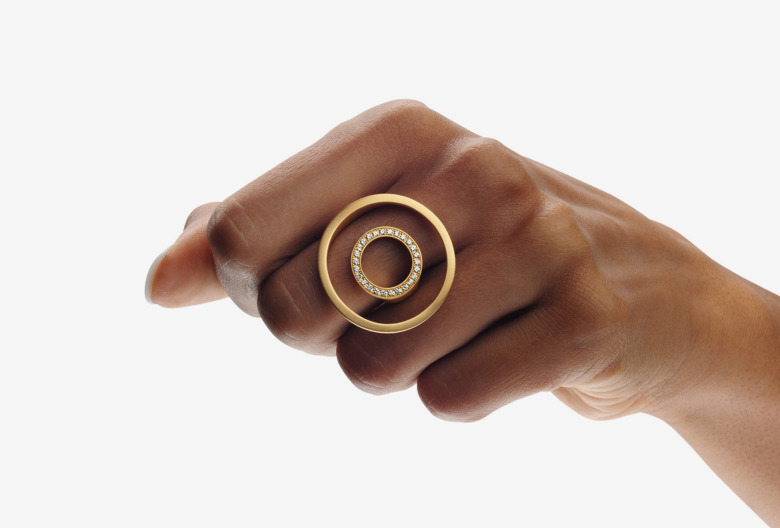 Angela Hübel, Ring Sunshine. Roségold 750, Brillanten. MJC Winner 2013.