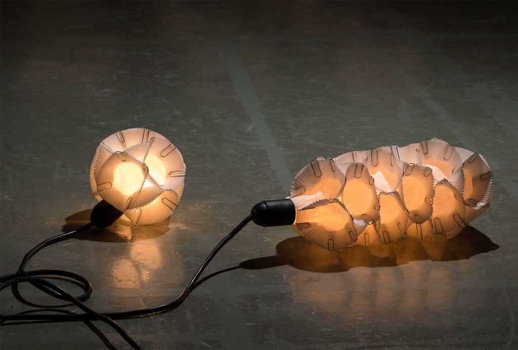 Van Bo Le-Mentzel, <em>100 Sec Lamp</em>, 2010 (Nachbau 2014). Foto Umberto Romito.