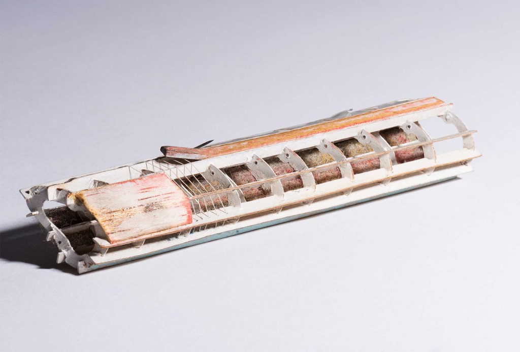 Klaus Arck, brooch, 1980ies. Balsa wood, papier-mâché. Photo MAK/Nathan Murrell.