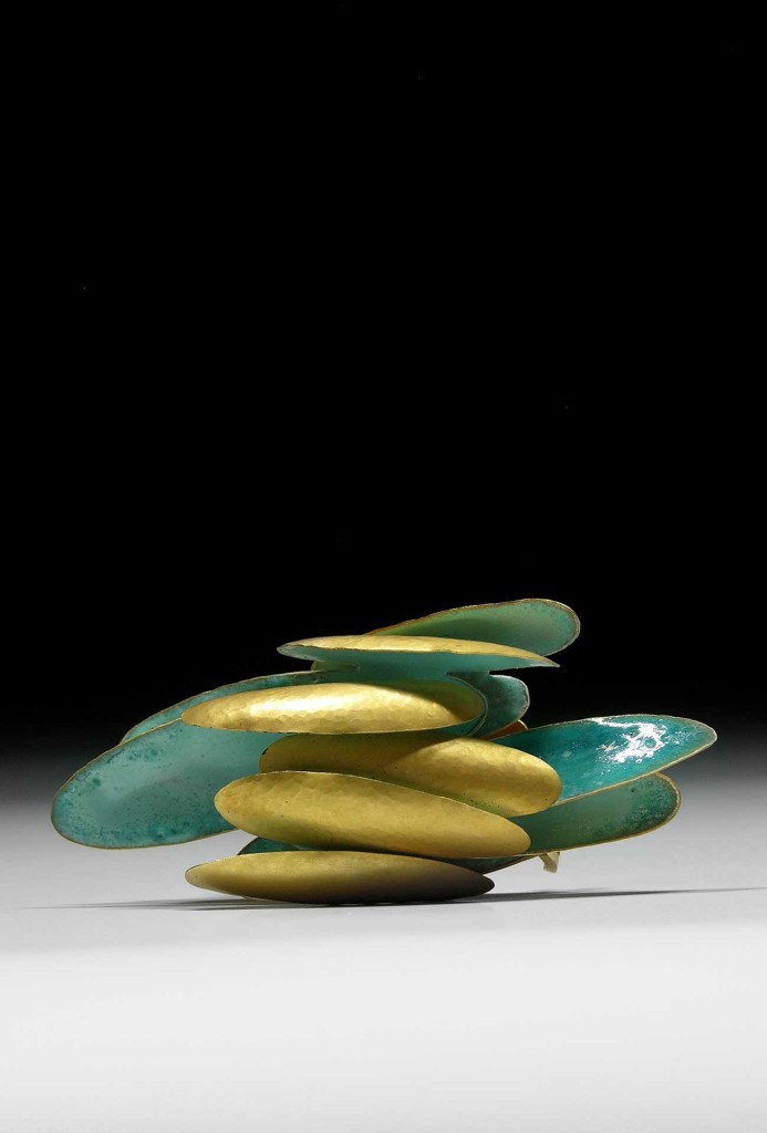 Brooch <em>Ocean – Melibe</em>, 2014. 750 gold, vitreous enamel, 7,2 × 3,4 × 3 cm.
