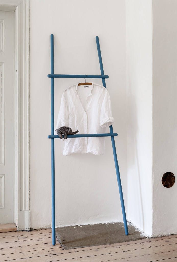 Garderobe <em>James</em>, 2011. Eschenholz.