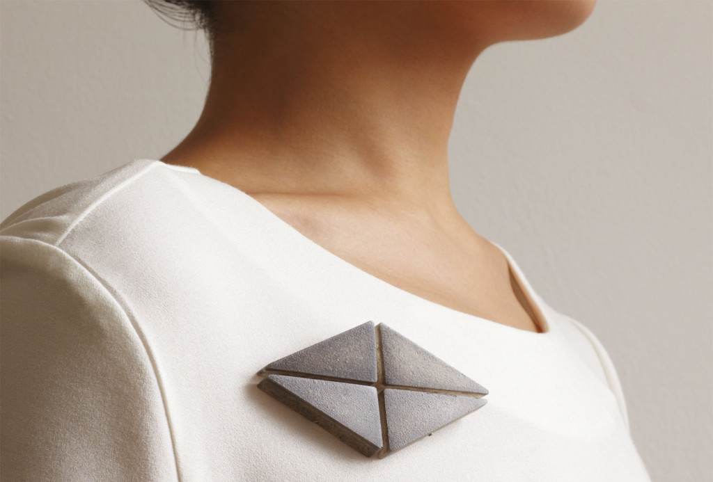 Yoshie-Enda_Reflora-Brooch