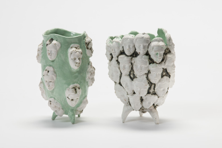 Vasen „Sissi“. Steinzeug und Porzellan / Vase, stoneware and porcelain. Stuttgart, Germany / utebeck.eu / Eunique Stand C.30