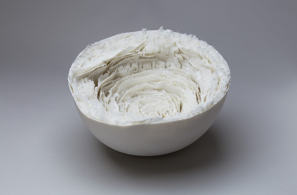 Object <em>Orto Botanico</em>. Porcelain, Ø 38 cm, H 22 cm. Photo Ramesh Amruth.