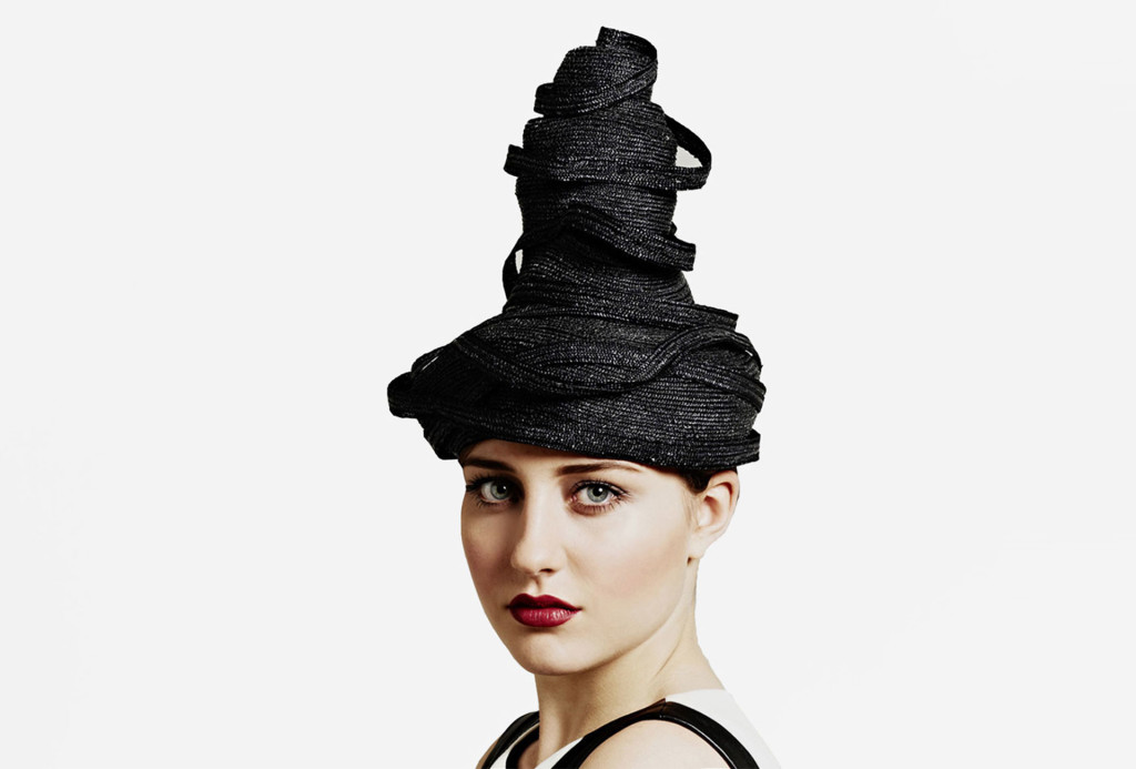 Hut <em>Nashira</em>. Stroh. Foto Astrid M. Obert. 1515 €