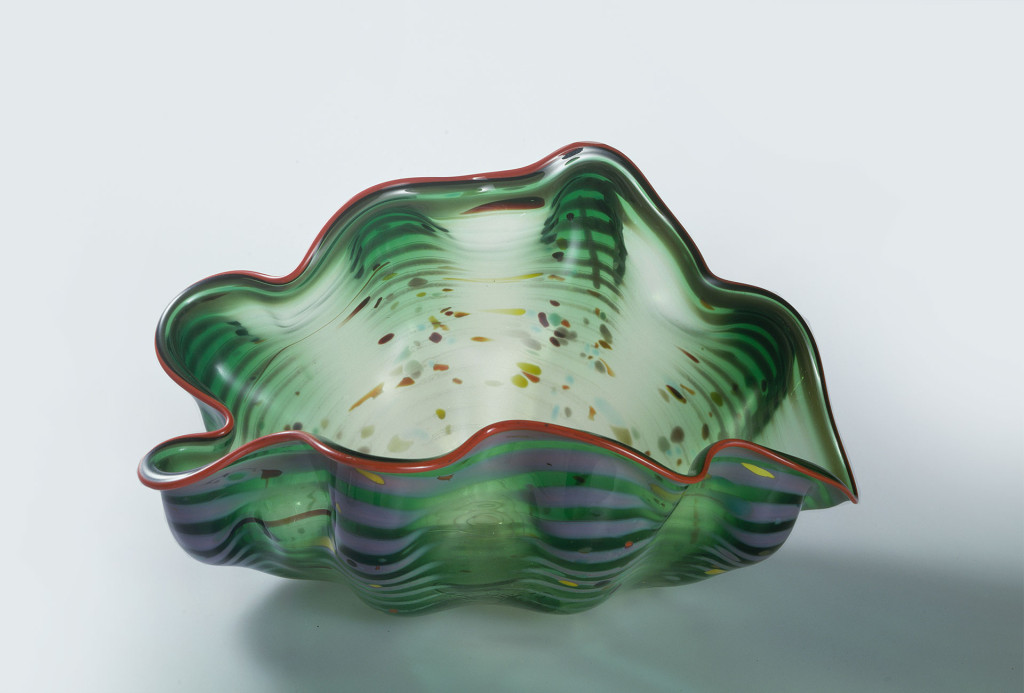 Dale Chihuly, Glasstudio Franzensbad, Schale <em>Shell</em>, 1983. Photo Museum für Gestaltung Zürich, M.Perez © ZHdK