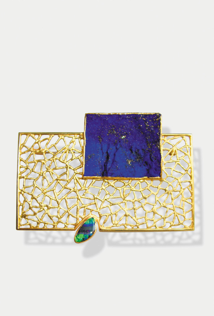 Brosche. Gold 750, Gold 900, Lapislazuli, Boulderopal