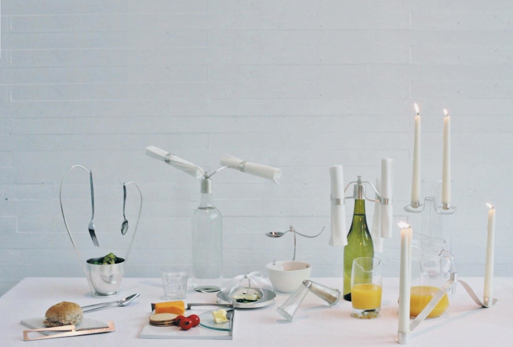 Tafelfreuden, Kathleen Reilly. Tischkollektion Enjoy Your Meal!, 2015. Weißmetall, Edelstahl, Glas, Keramik