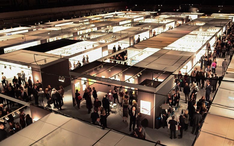 The International Show, Messe