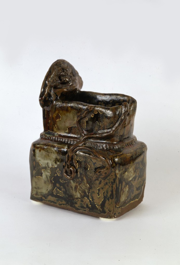 Paul Gauguin, kleiner Blumenbehälter, 1886-1888. 15 x 7 x 12 cm