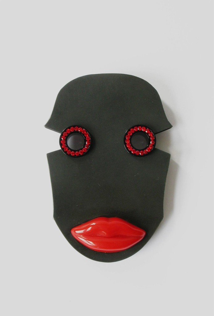 Niklas Link, Brosche <em>Ikon</em>