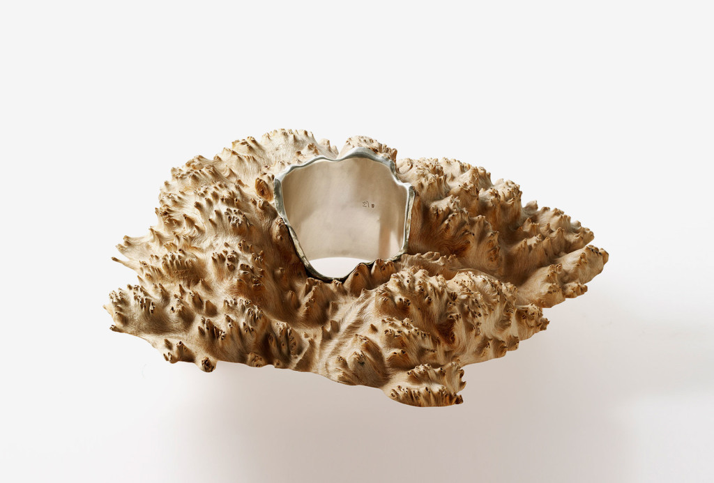 Bracelet. Amboina curled wood, silver. Africa.