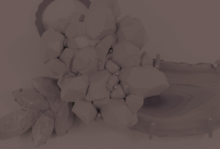 Julia Baudler, brooch, 925 silver, coloured agate, resin. Photo Sarah Beekmann