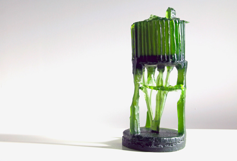 Glass object created by Pauline Betin 