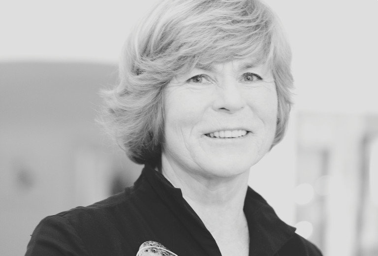 Portrait von Renate Slavik, Inhaberin der Galerie Slavik in Wien