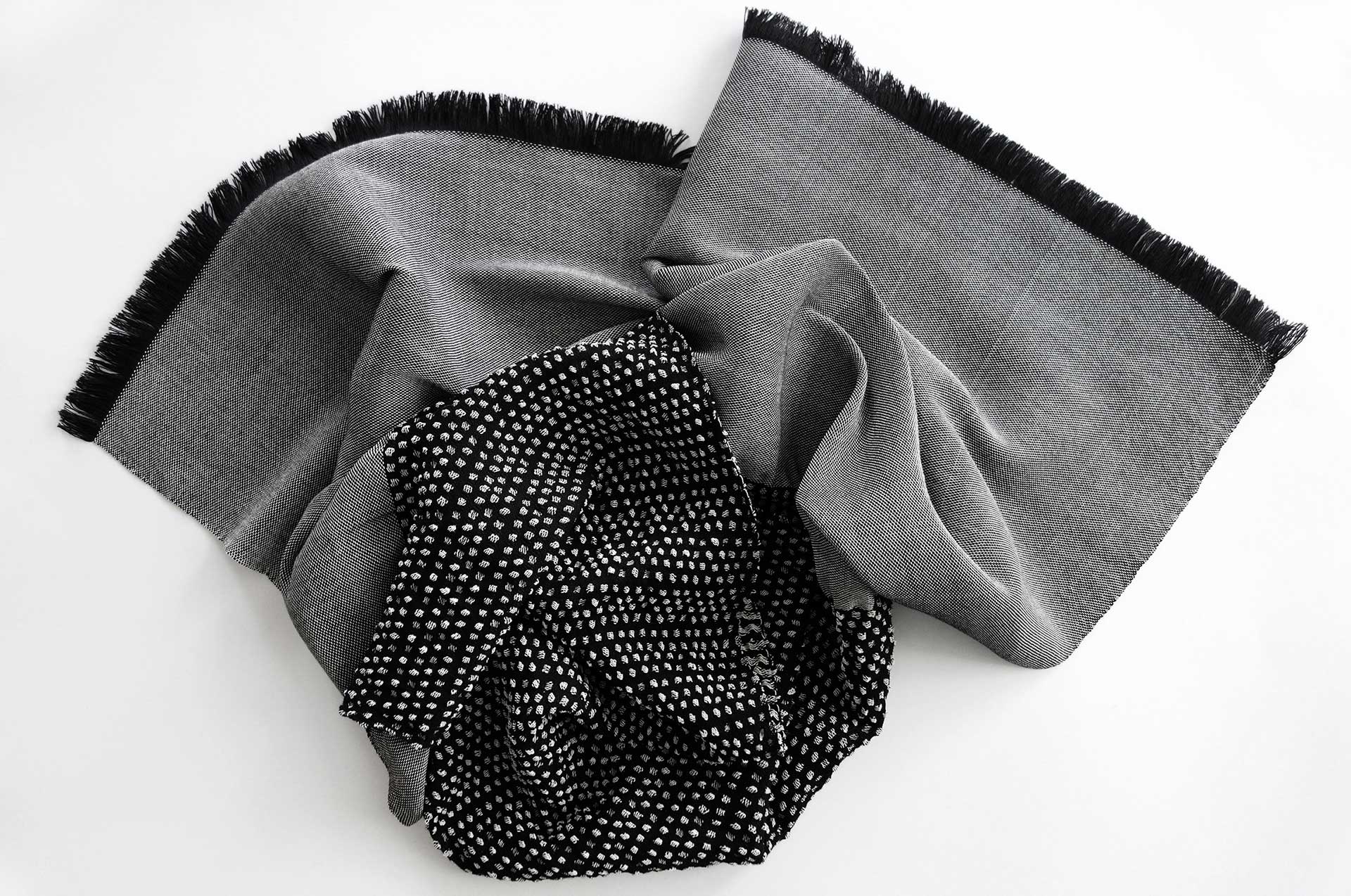 Stola aus Kaschmir, Lucia Schwalenberg.