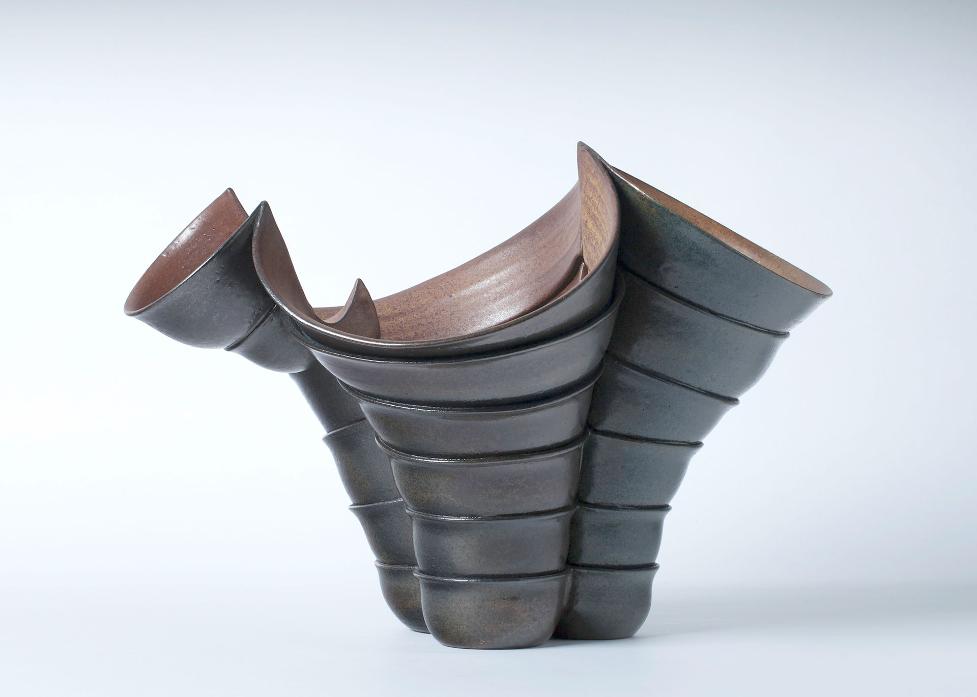 Beate Kuhn, Gefäßplastik, Steinzeug, Keramik