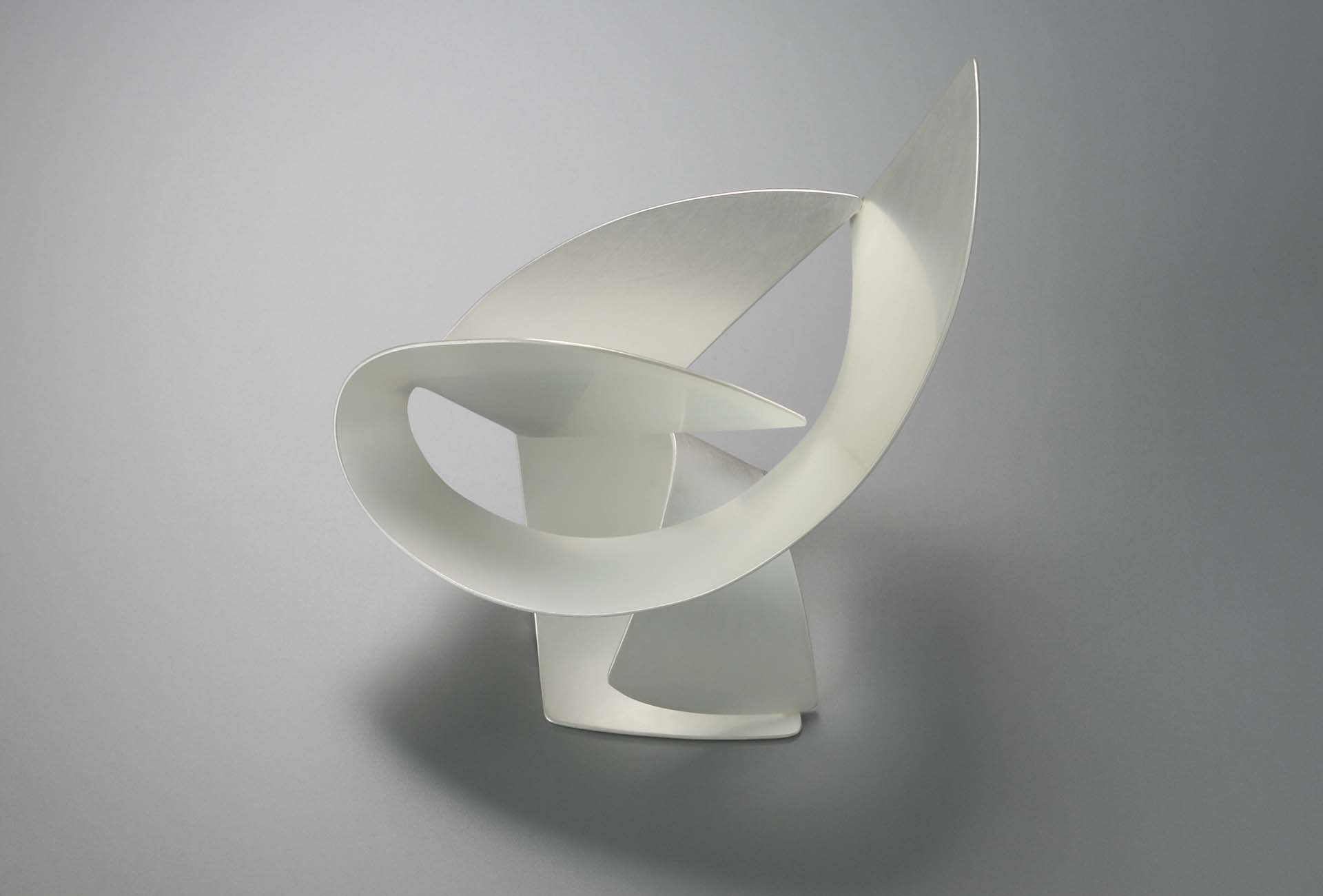 Kazuko Nishibayashi, bird brooch