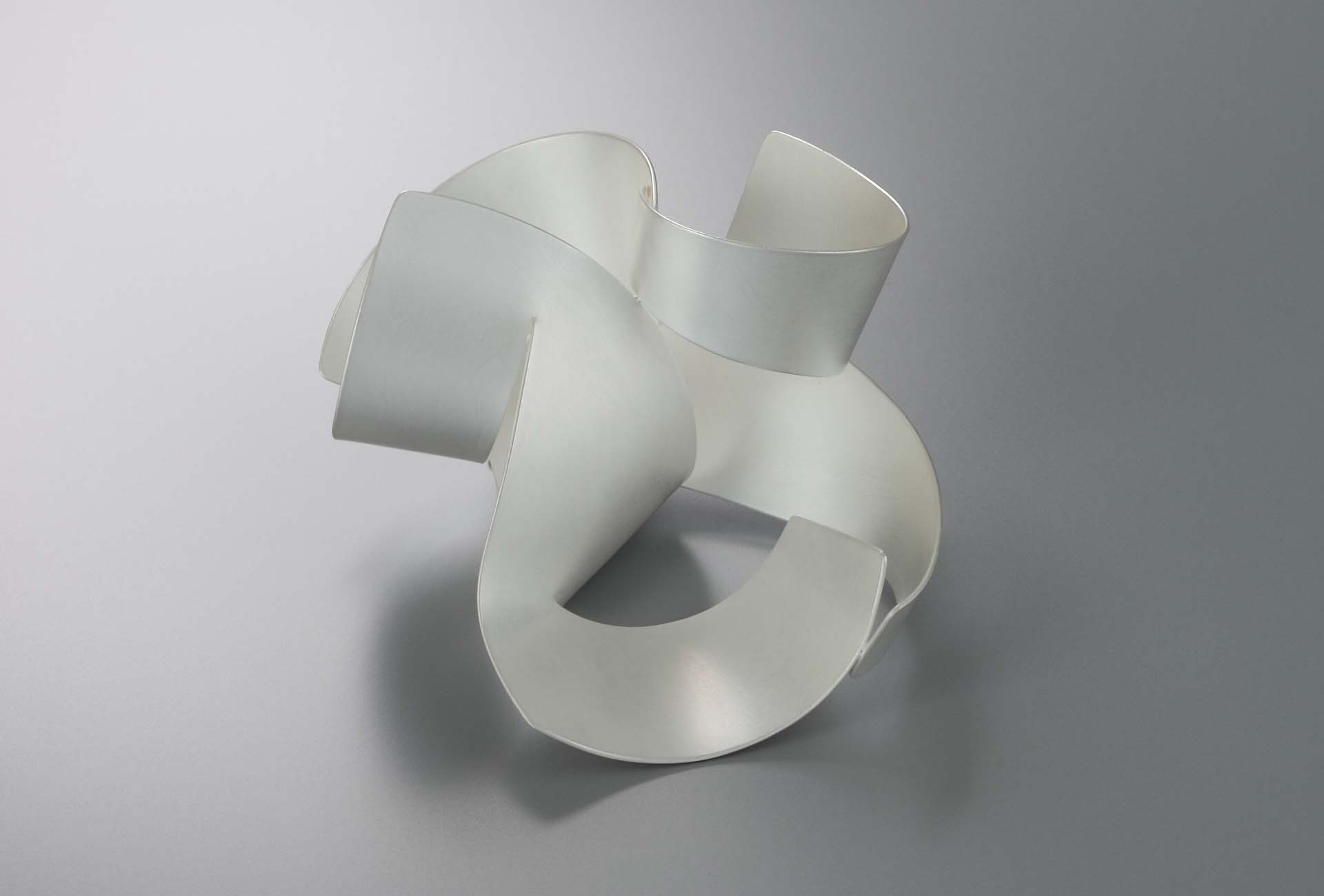 Kazuko Nishibayashi, heart brooch