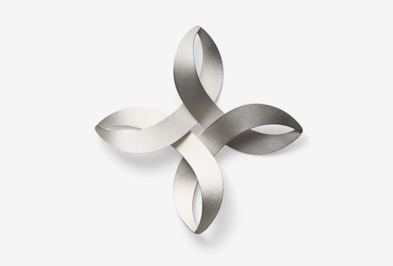 Brosche <em>Kreuz</em> aus der Serie <em>Musubi</em>, Silber 925