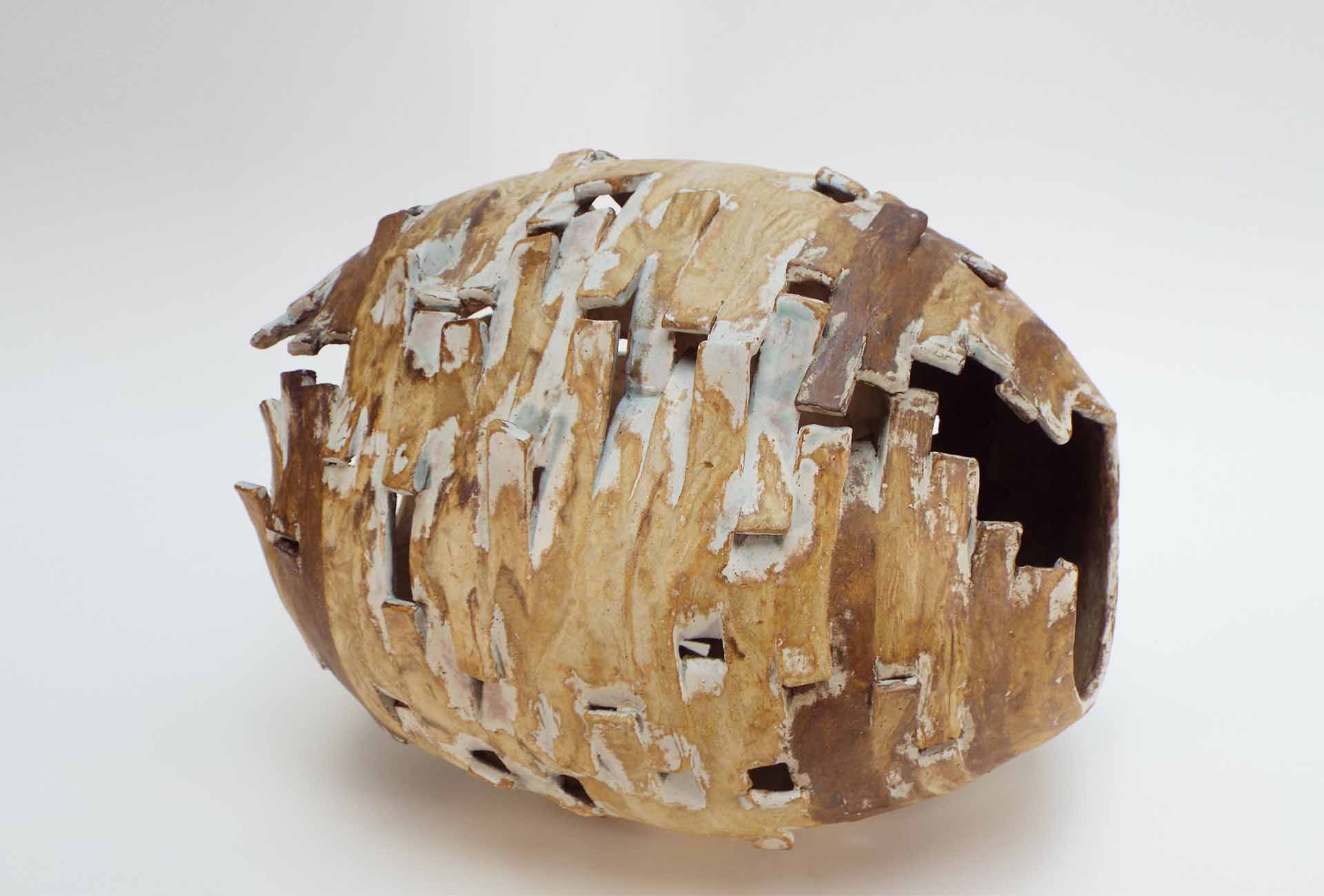 Galerie Metzger, Gudrun Petzold_Rindenstück I, Farbiger Steinzeugton