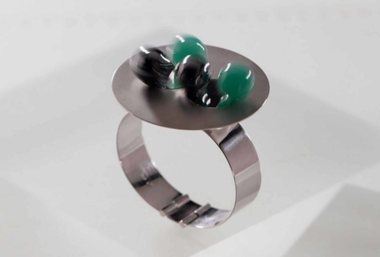 Friedrich Becker, Kinetischer Armreif