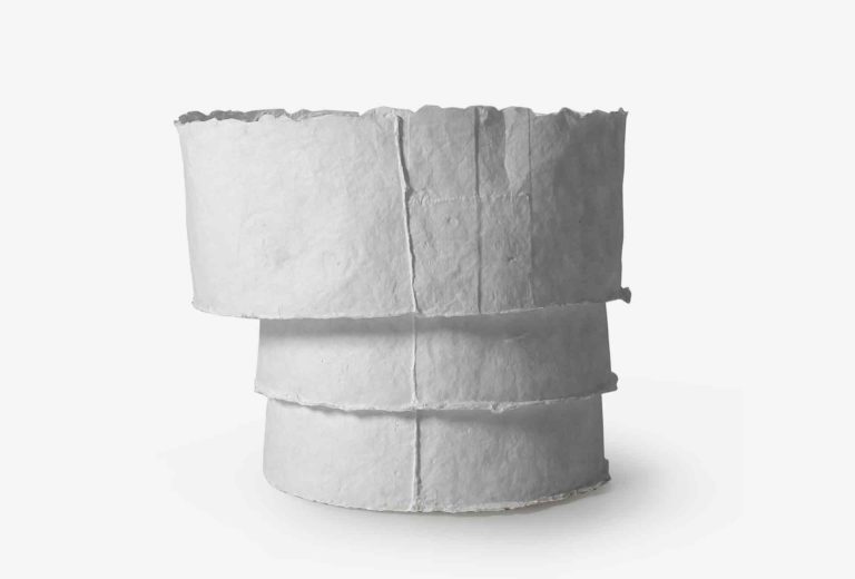 <em>Stufen</em> heißt dieses vollendete Gefäßobjekt von Kristina Rothe (link zum Profil)