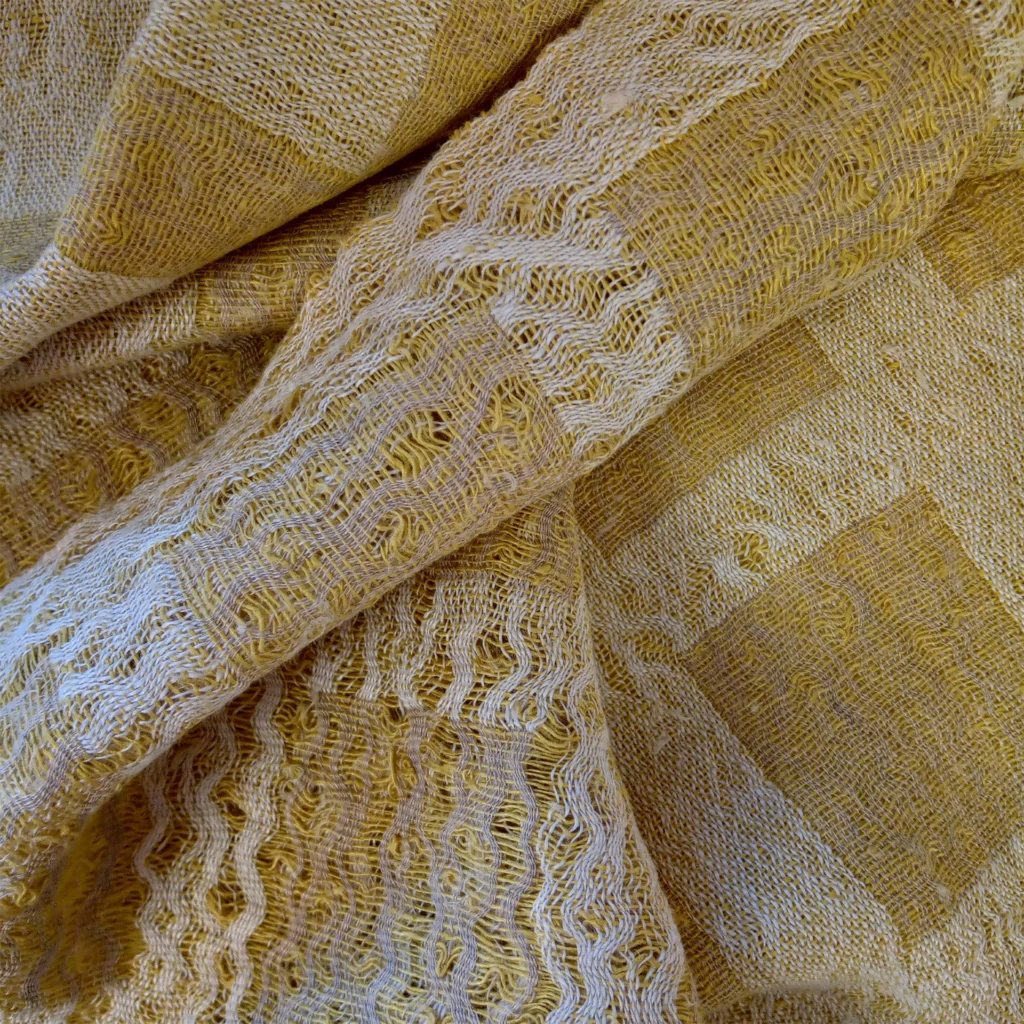 Scarf <em>Doppel</em> [double], bright. Linen.