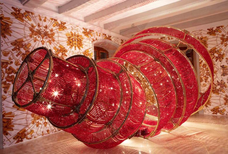 Ai Weiwei, <em>Descending Light with A Missing Circle</em>, 2017. © Ai Weiwei, Photo Bruno Bühlmann, Photo Jung, Sursee/Schweiz.