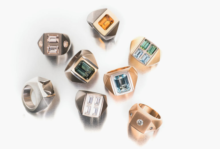 Corinna Heller, Havanna-Ringe. Aquamarine, Turmaline, Morganite, Citrin, Gelb-Rot-Weißgold, Silber, schwarz. www.corinnaheller.de