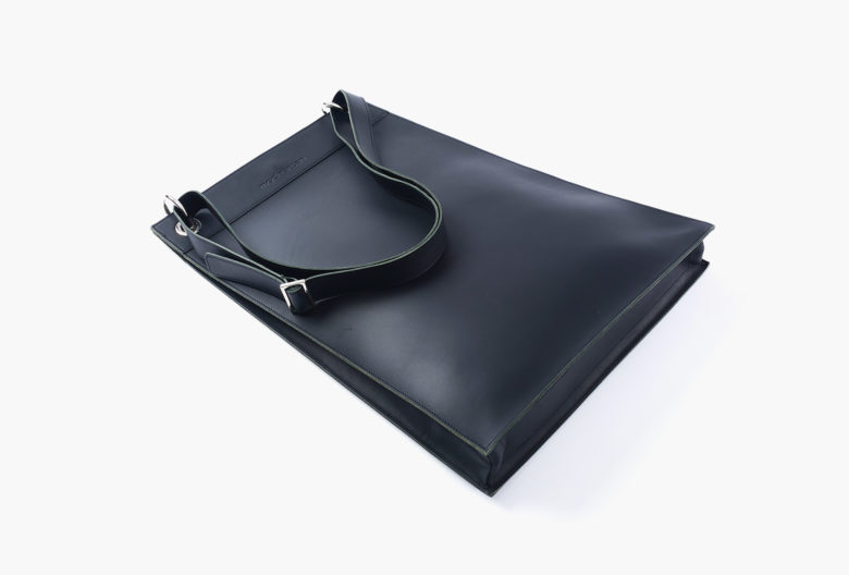 Monika Assem, leather bag
<em>Amelie</em> from the collection of
her label <em>Macharten</em>.