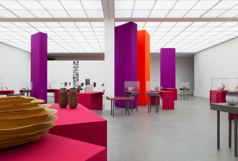 The exhibition of the Danner Prize 2020 in the Pinakothek in Munich was designed by Isolde Bazlen. Photo: Danner-Foundation, Eva Jünger.